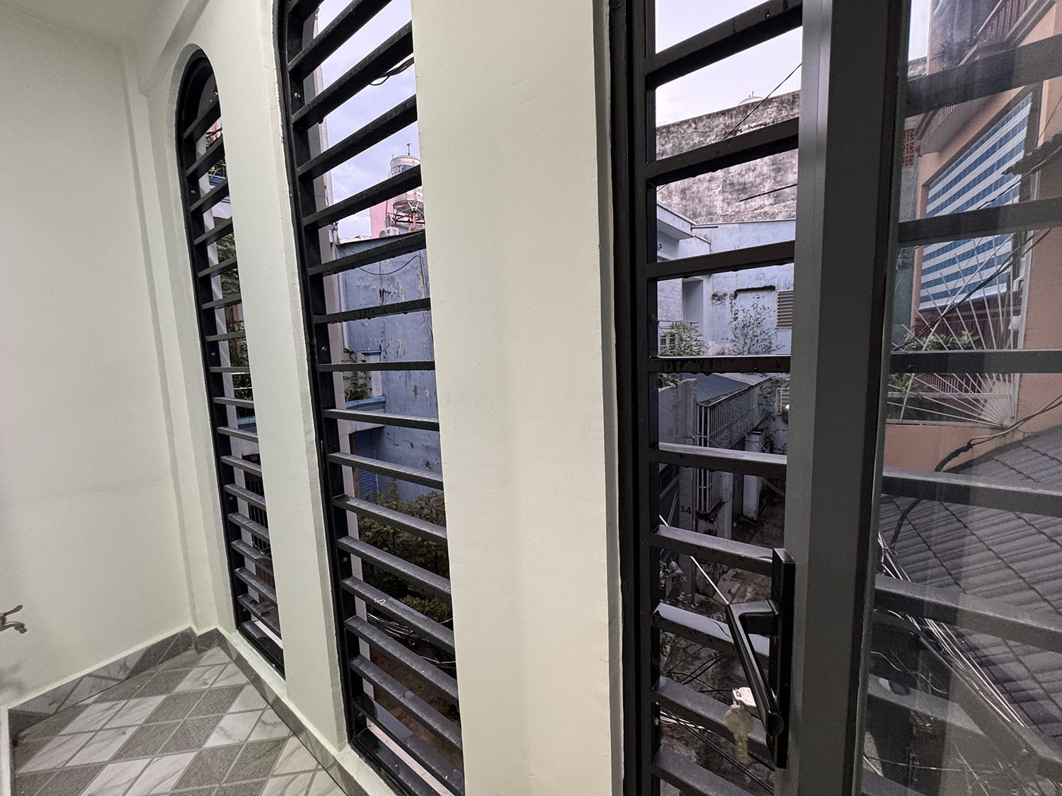 Chính thức mở bán Biệt thự Mini full nội thất cao cấp hẻm xe hơi VF5 khu VIP cách Hoàng Văn Thụ 25m